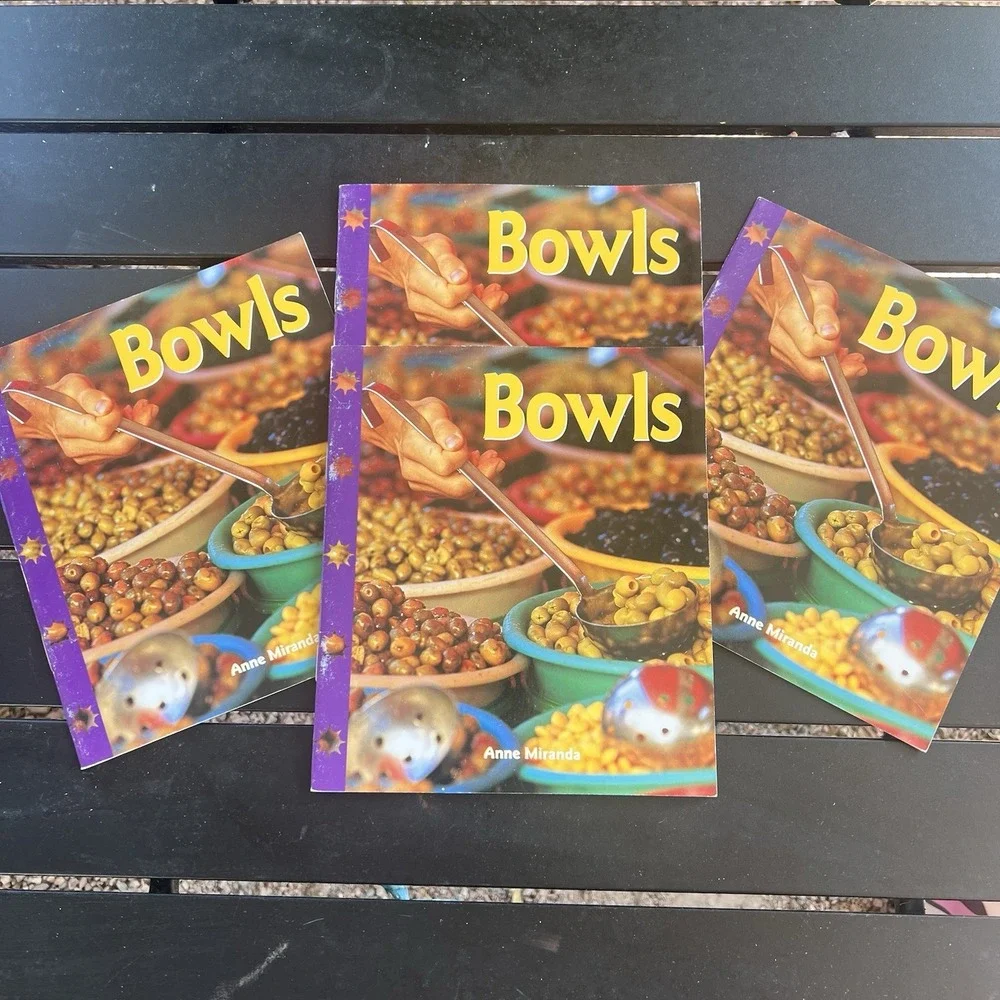 Lot‎ Of 4 Bowls Newbridge discovery links By Anne Miranda Set A (Early)